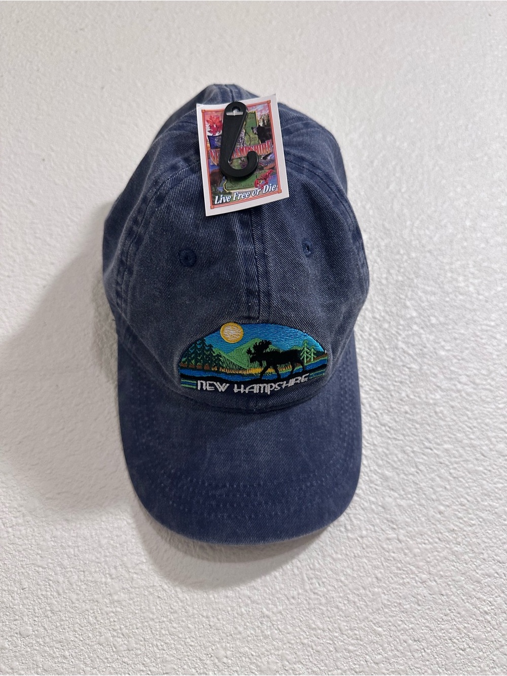 New Hampshire Embroidered Landscape Baseball Cap - Navy